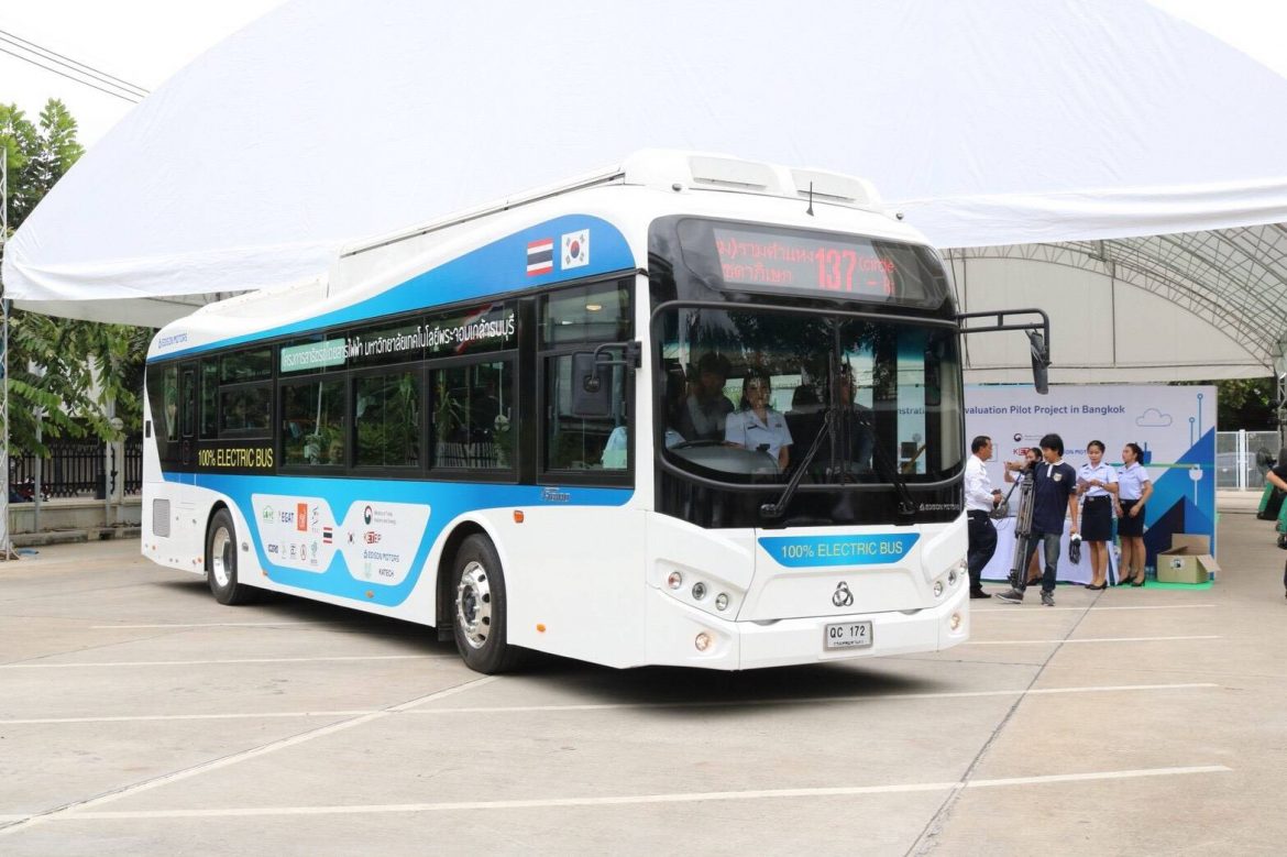 รถเมล์ ขสมก. พร้อมวิ่งแทนรถตู้หมดอายุ