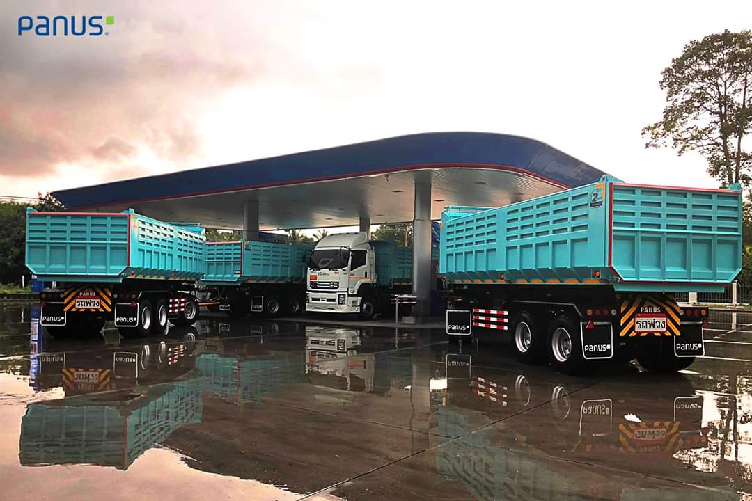 พนัส เจาะกลุ่มภาคใต้ส่งมอบรถบรรทุกดัมพ์ 5 คู่