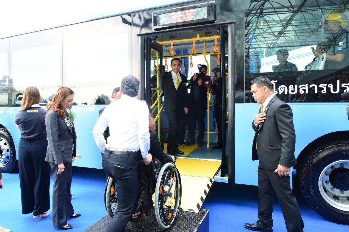 1545367181923 ลุงตู่ มอบของขวัญปีใหม่ประชาชน เปิดตัวรถปรับอากาศ NGV