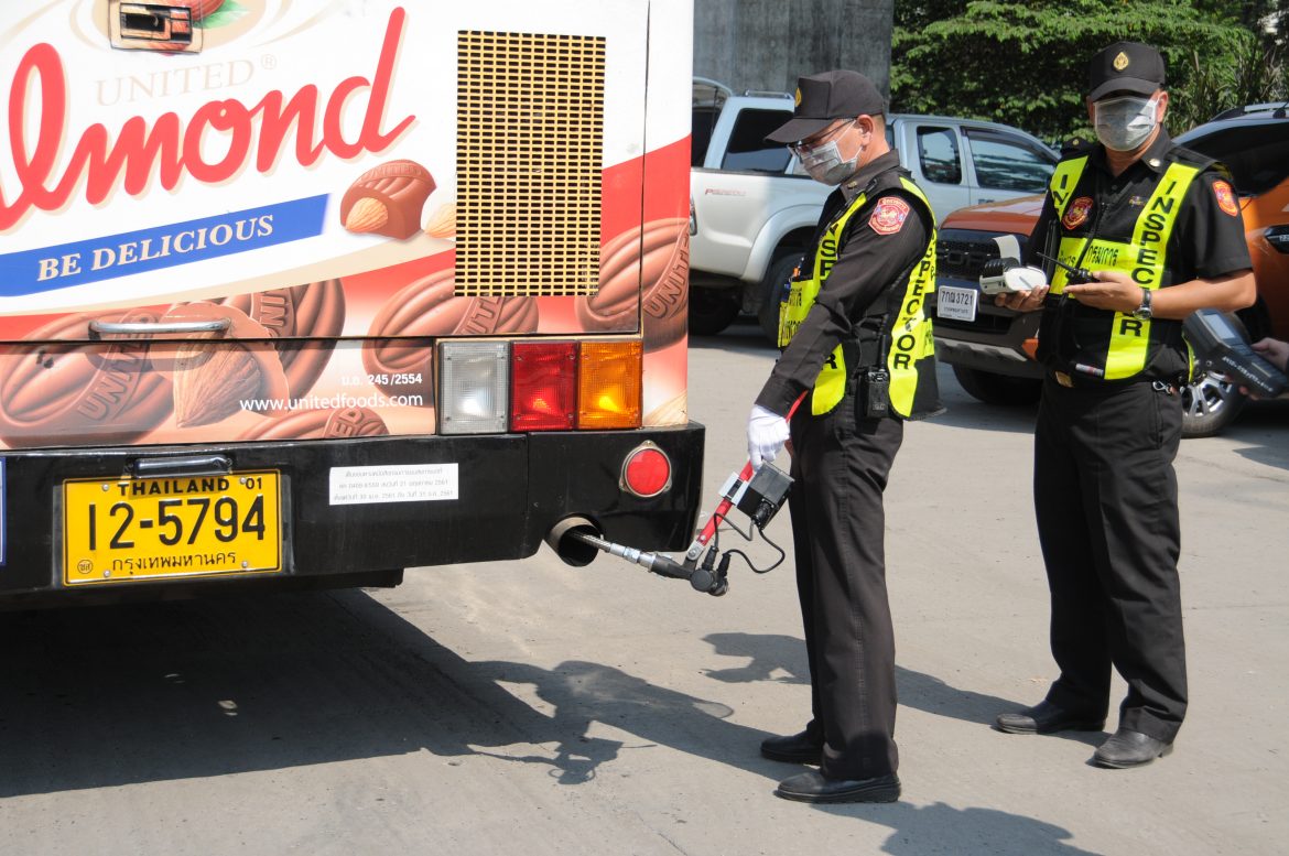 DSC_5370 คมนาคมฯ ลงพื้นตรวจควันดำหมอชิต2 ยืนยันไม่พบควันดำ!!