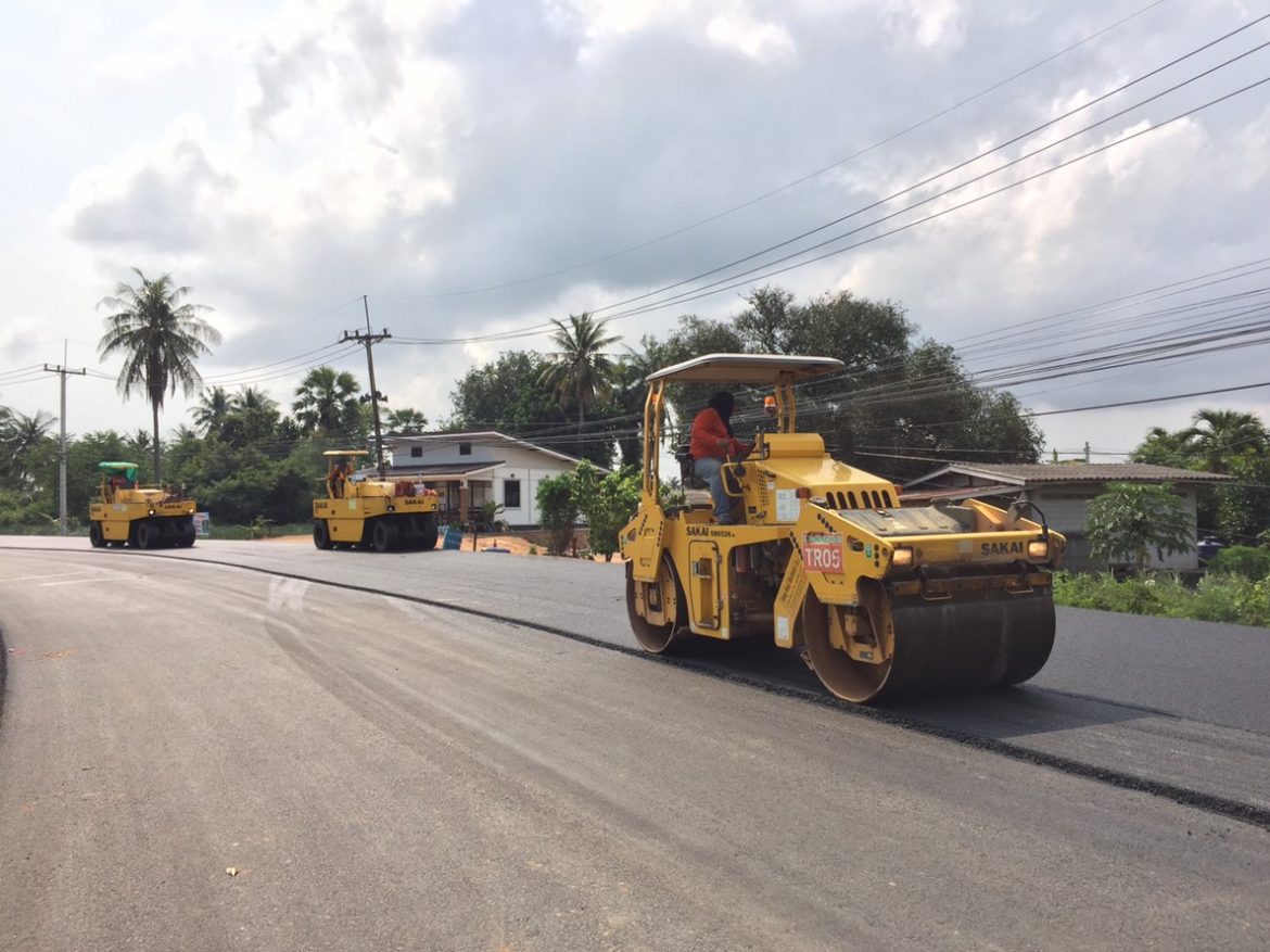 d6026d4f-c599-4297-a086-5884bc79167c ทช. เสริมเศรษฐกิจการท่องเที่ยวต่อเนื่อง เดินหน้าก่อสร้างถนนเลียบชายฝั่งทะเลใต้