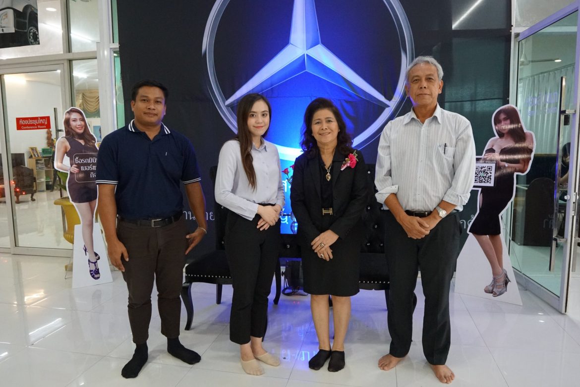 56415672_2226500914267969_6828583068144500736_o ‘เบนซ์ กิจเศรษฐี’ มาแรง! เสริมอบรมคนขับเน้นความปลอดภัย