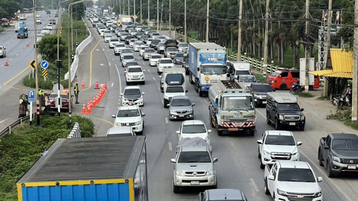 ขนส่งฯวอนสิงห์รถบรรทุกงดวิ่ง-ใช้รถเปล่าตั้งแต่11-17เม.ย.65 หวังให้ถนนคล่องตัว