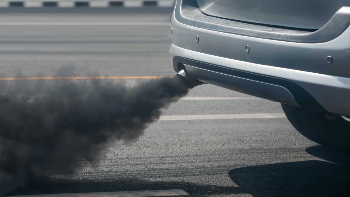 2035 The era of the combustion engine ends EU เสนอให้ชาติสมาชิก งดออกใบอนุญาตรถยนต์เครื่องยนต์สันดาป ตั้งแต่ปี 2035 เป็นต้นไป