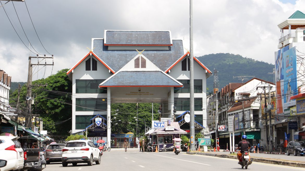 รัฐบาลเมียนมาสั่งผู้ค้าชายแดนใช้เงินสกลุลดอลลาร์แทนเงินหยวนและบาท