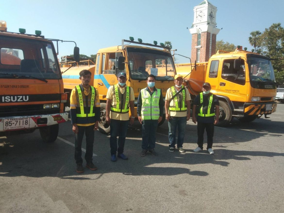 ทช.สนับสนุนรถบรรทุกน้ำออกแจกจ่ายประชาชนในพื้นที่ จ.นครราชสีมา