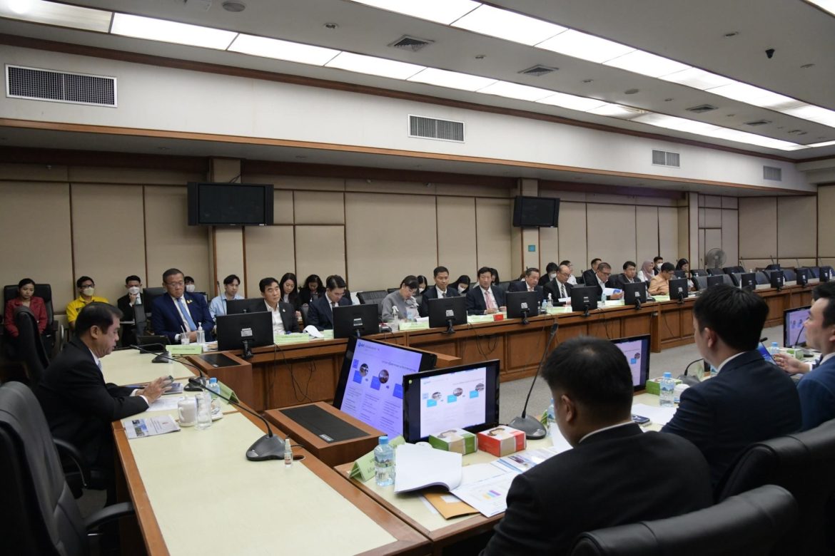 ประชุมเตรียมพร้อมรับนักท่องเที่ยว VISA Free