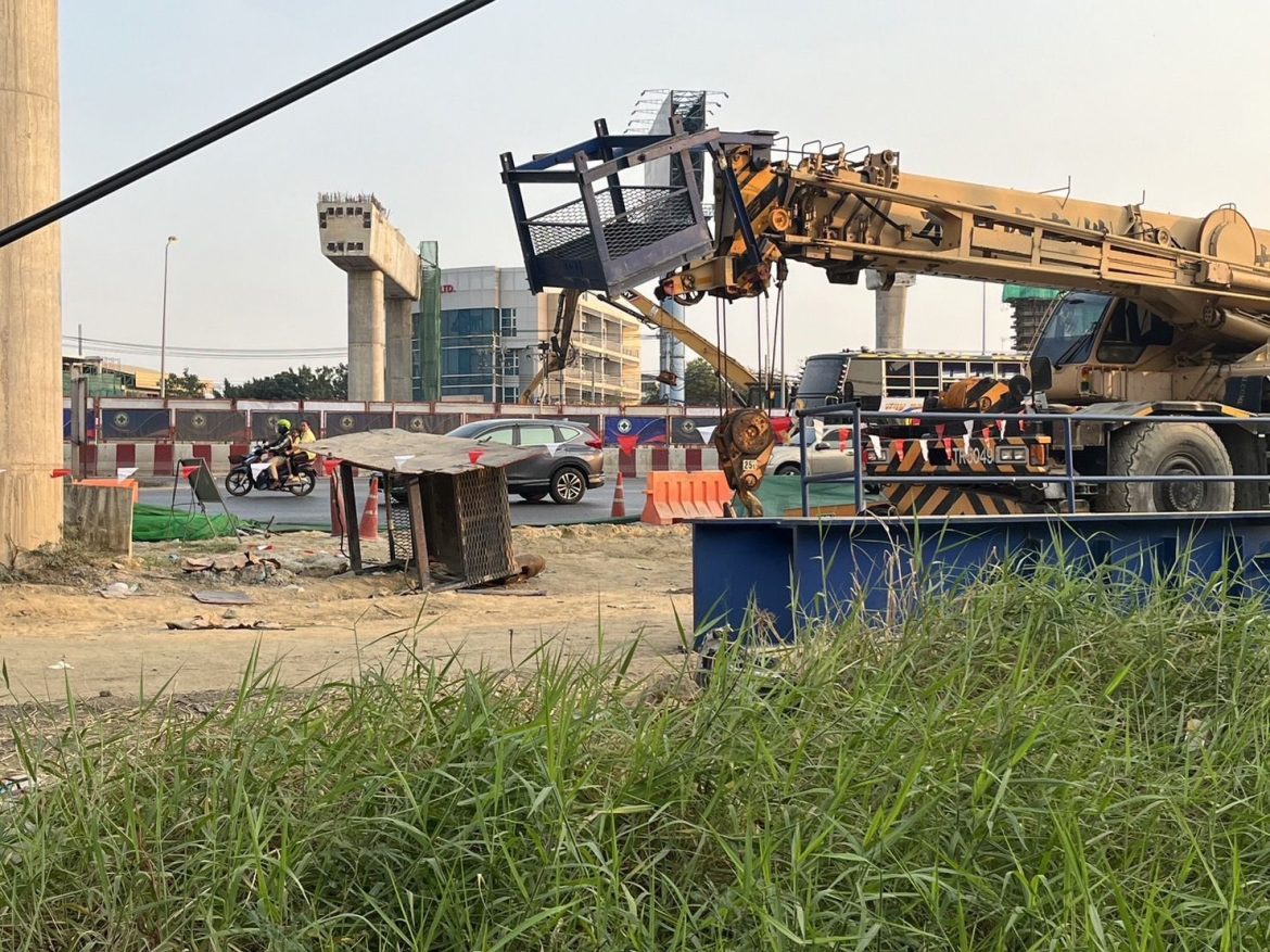 1705624220055956998202520998577 “สุริยะ” แสดงความเสียใจเหตุกระเช้ารถเครนร่วง